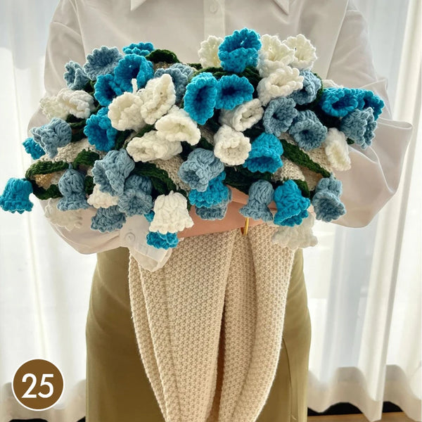 Blooming Bouquet Blankets - Flowers - White & Teal Daisies